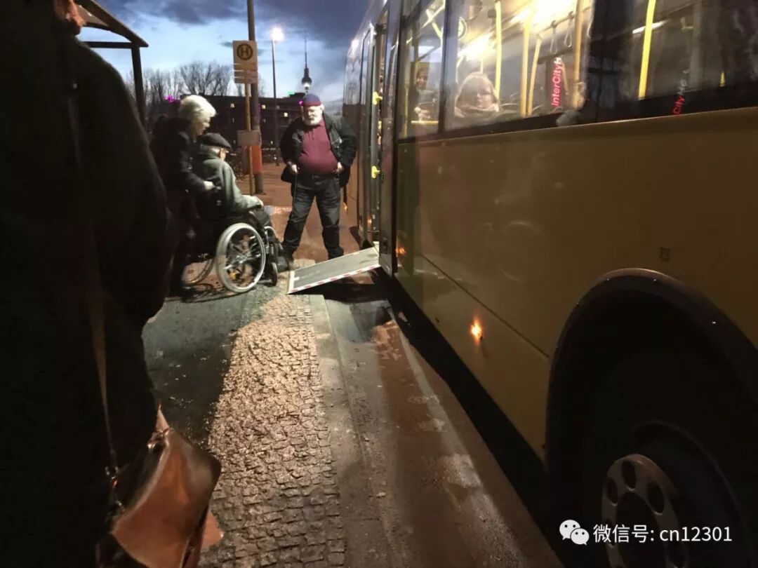 建大楼——风起青萍言谈之五十三