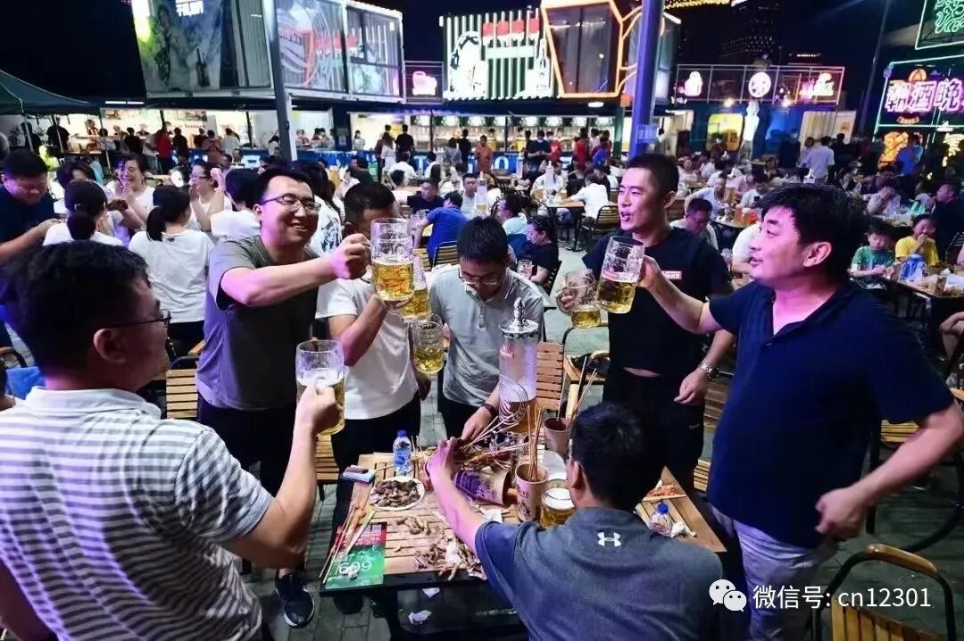 配图1